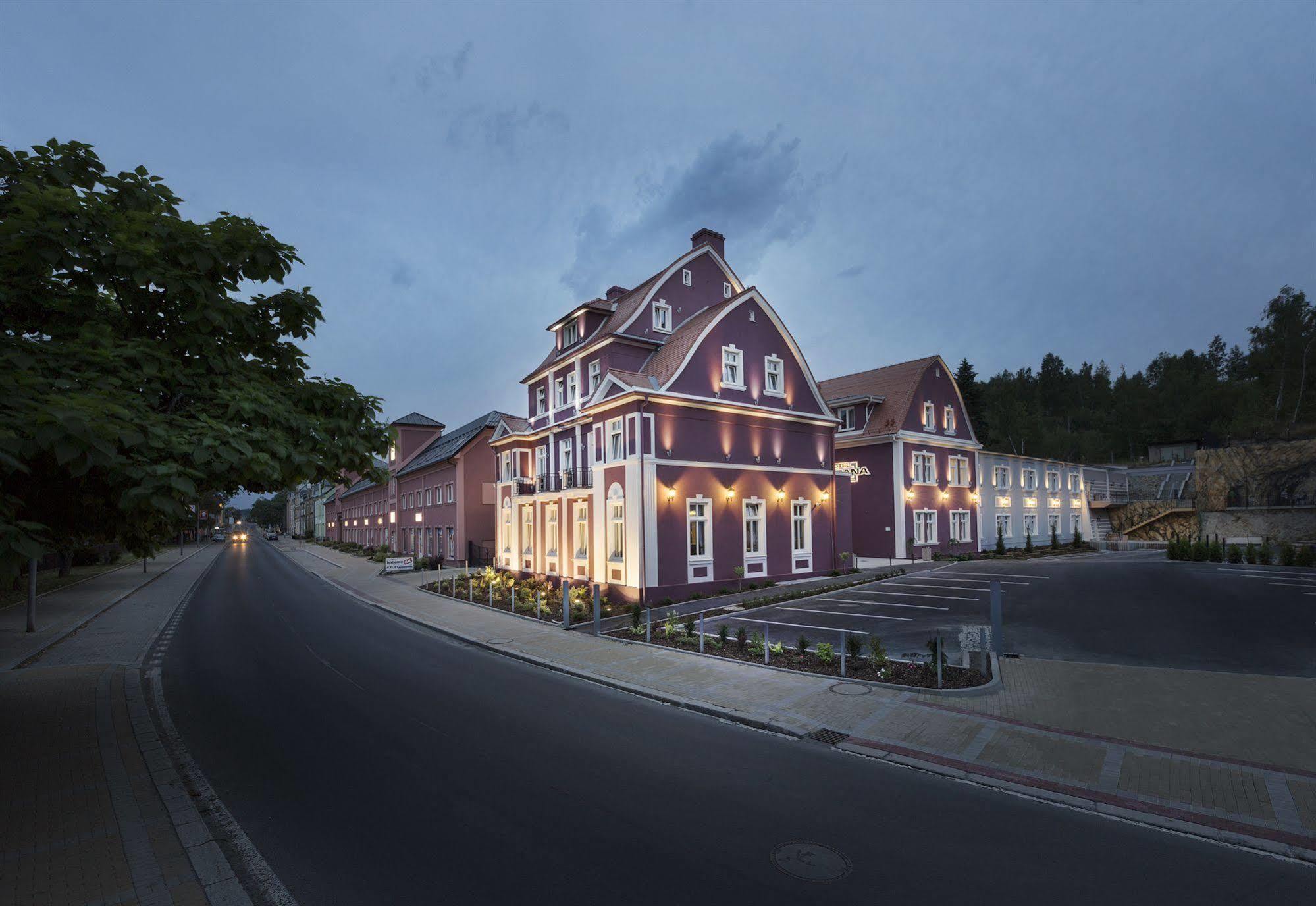 Hotel Dvorana KLV Exterior foto